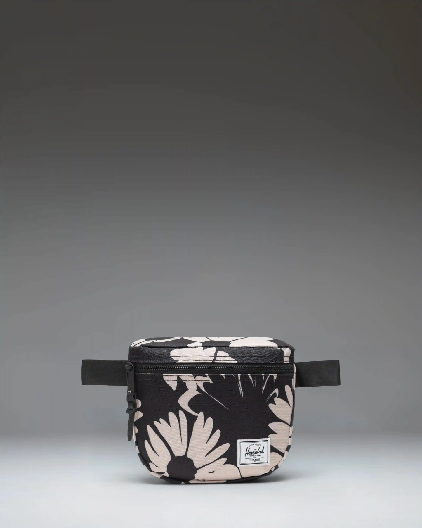 Settlement Hip Pack