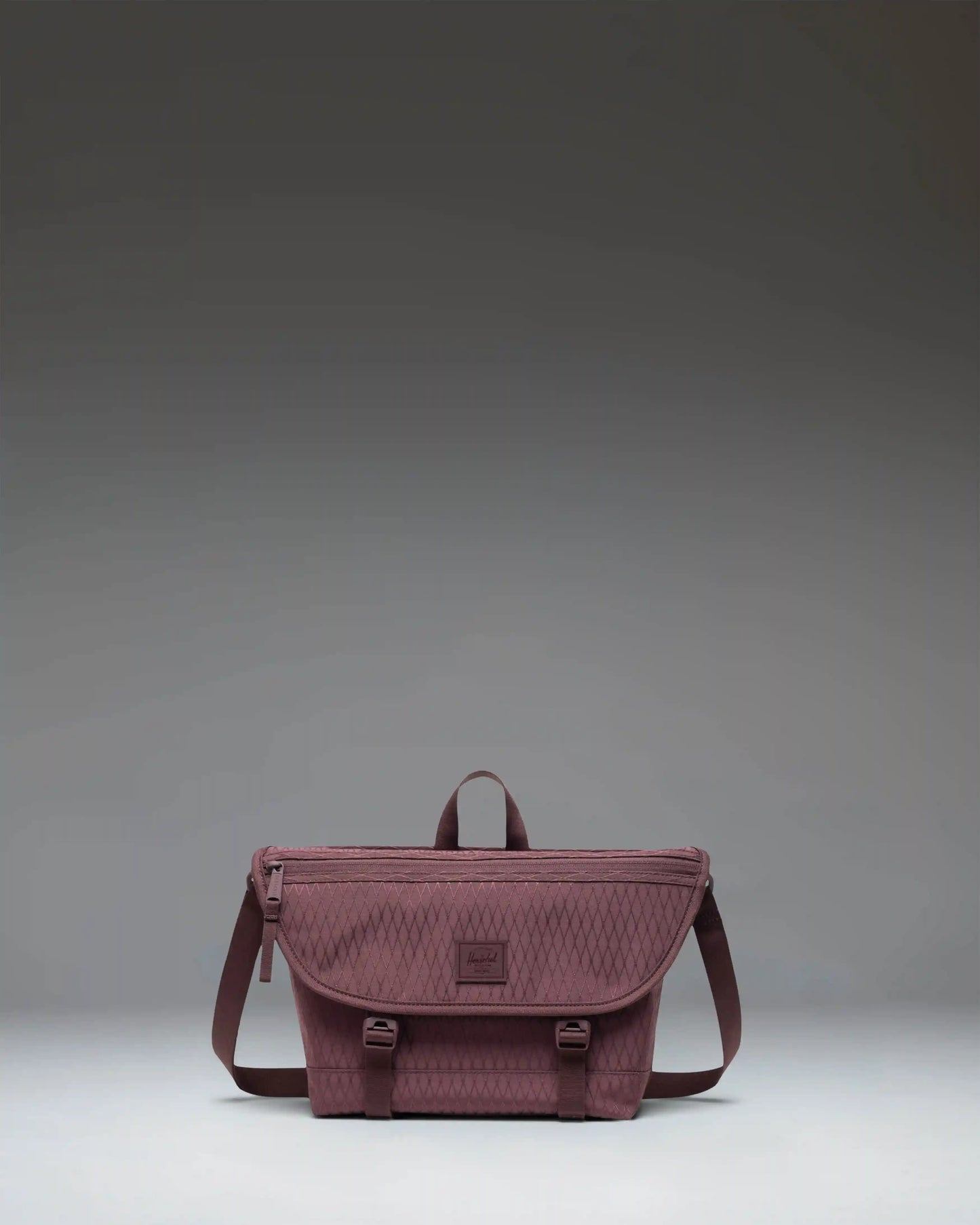 Cove Messenger Small
